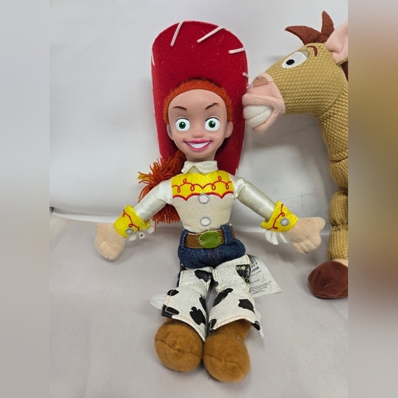 Toy Story By Disney Jessie & Her Horse Bullseye Stuffed Figure & Horse Bendable - Picture 3 of 14